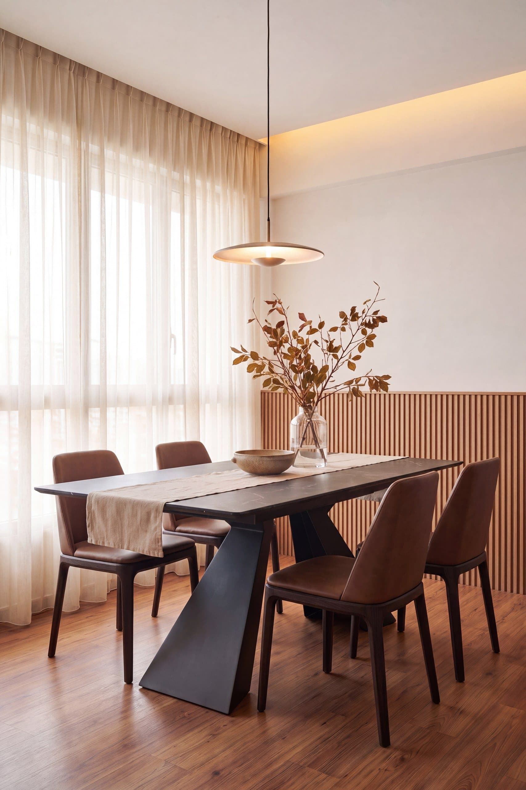 Dining Table Sizing Guide: How Big Should Yours Be?